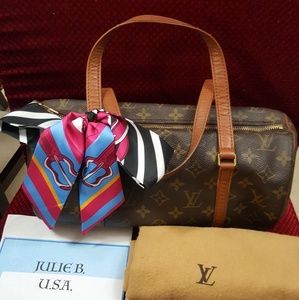 Authentic Louis Vuitton Papillon 26